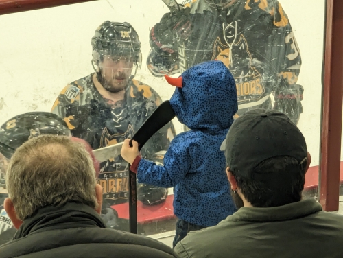 PXL 20230327 014604105